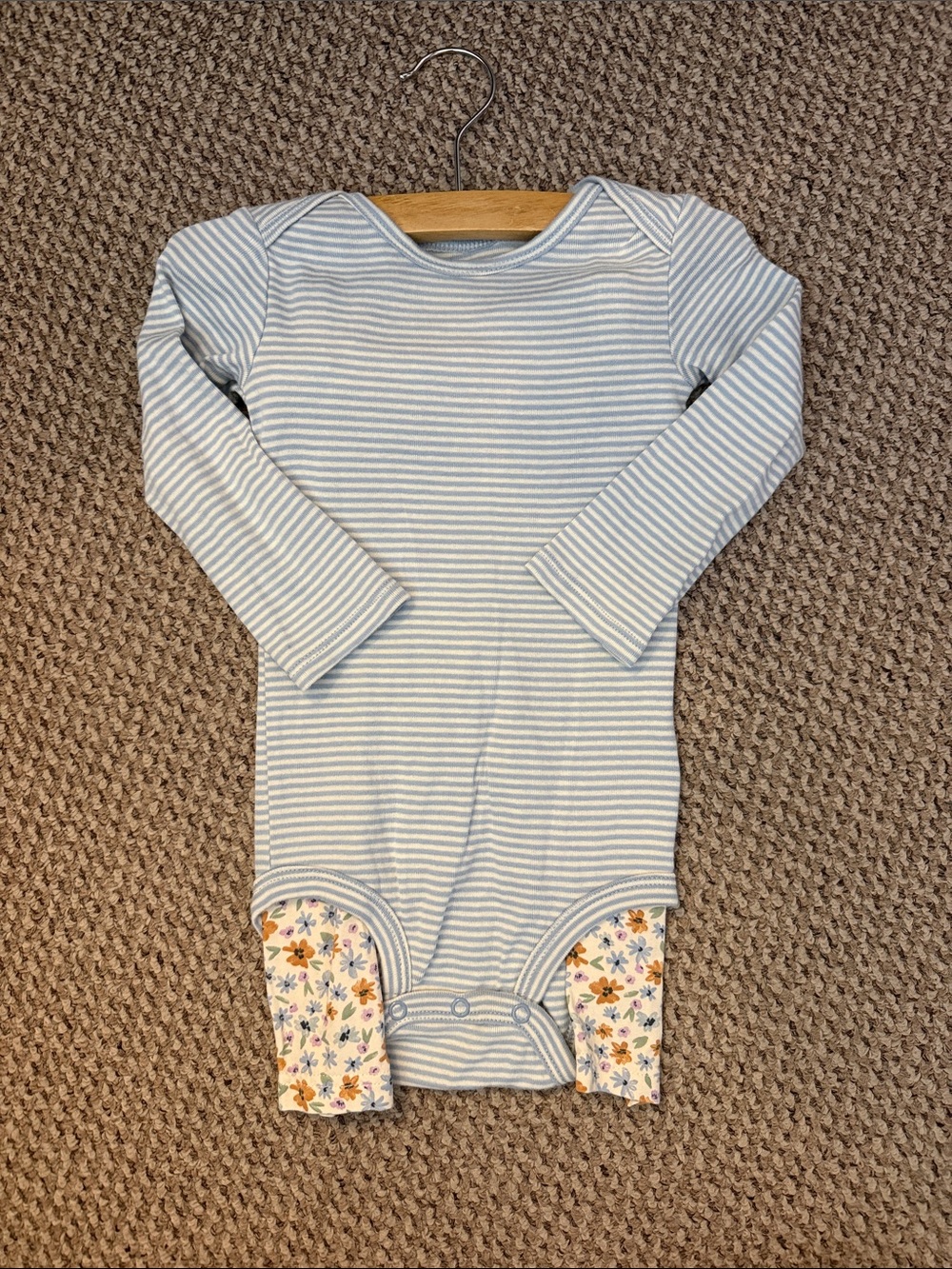 Carter’s Girl 2-Piece Set Size 18 months